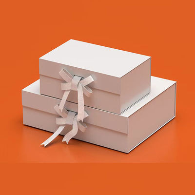Luxury Magnetic Packaging Box Książka w kształcie papieru Clamshell Gift Box Custom Print