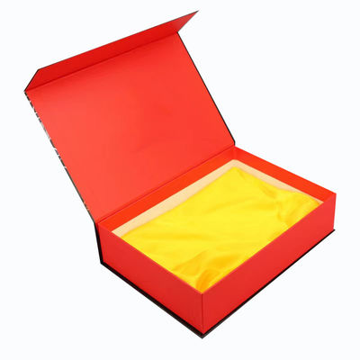 Zestaw prezentów z czerwonym magnetycznym pudełkiem do druku CMYK/PANTONE do opakowań luksusowych