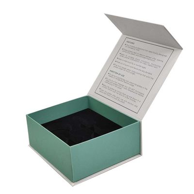 Próbka Dongguan Luxury Leather Pet Dog Cat Collar Leashes Custom Gift Box Opakowanie