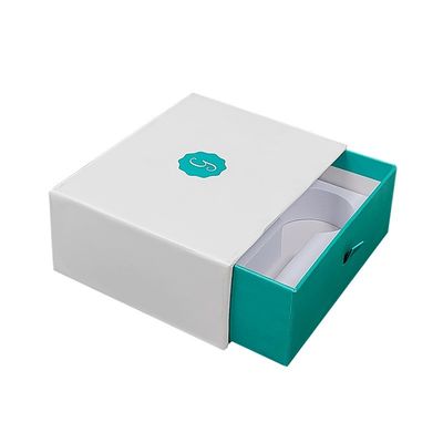 UV Finish Mint i białe sztywne kulki lodowe z tektury do masażu twarzy