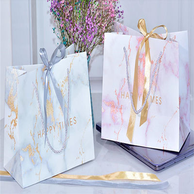 Gorąca pieczętowanie Custom Luxury Gift Bags Recykling Kraft Shopping Bags z uchwytami