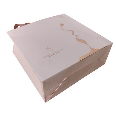 Luxury Custom Logo Złota folia Drukowany papier Kraft Zakupy Opakowania worek do butów Odzież