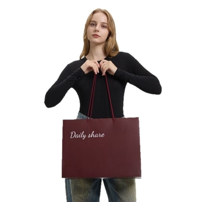 Niestandardowe Eleganckie Duże Papierowe Torby Na Zakupy Sukienki Spersonalizowane Logo Projekt Recykling Moda Hurt Luksusowe Torby Markowe Do Sklepów
