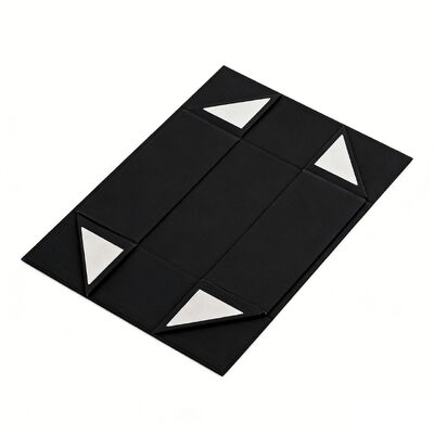 Sprzedaż hurtowa ekologiczne opakowania magnetyczne pudełka prezentów ręcznik niestandardowy czarny karton gąbka mat lamination dla kart sportowych