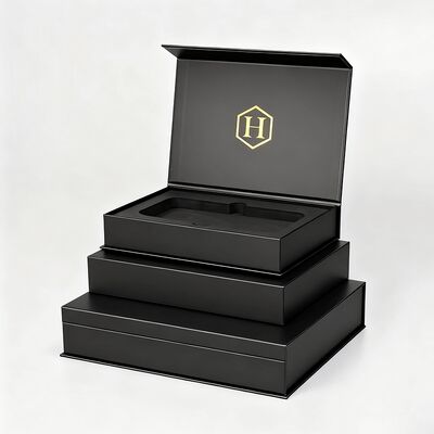 Custom Paper Box Wholesale Packaging Magnetic Gift Box Black Paperboard Sponge Matt Lamination for Sport Cards